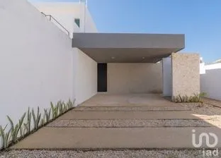 NEX-301169 - Casa en Venta, con 3 recamaras, con 3 baños, con 237 m2 de construcción.