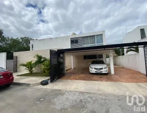 NEX-93211 - Casa en Venta, con 3 recamaras, con 3 baños, con 236 m2 de construcción en Conkal, CP 97345, Yucatán.