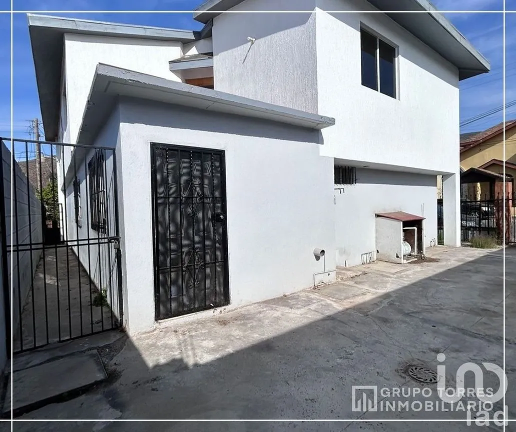 Casa en Venta en Valle Dorado, Ensenada, Baja California | NEX-232850 | iad México | Foto 11 de 17