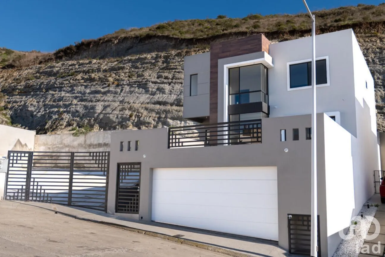 Casa en Venta en Colinas del Sauzal, Ensenada, Baja California | NEX-280073 | iad México | Foto 3 de 4