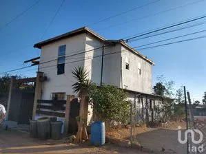 NEX-282041 - Casa en Venta, con 4 recamaras, con 2 baños, con 159.68 m2 de construcción en Chapultepec, CP 22785, Baja California.