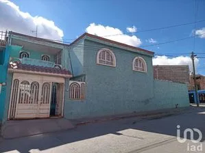 NEX-199280 - Casa en Venta, con 4 recamaras, con 2 baños, con 168.45 m2 de construcción en Satélite Francisco I Madero, CP 78380, San Luis Potosí.