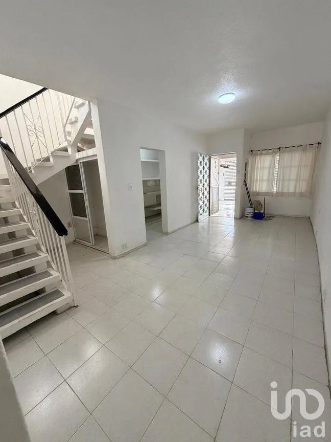 Casa en Venta en Mérida Centro, Mérida, Yucatán | NEX-278923 | iad México | Foto 1 de 21