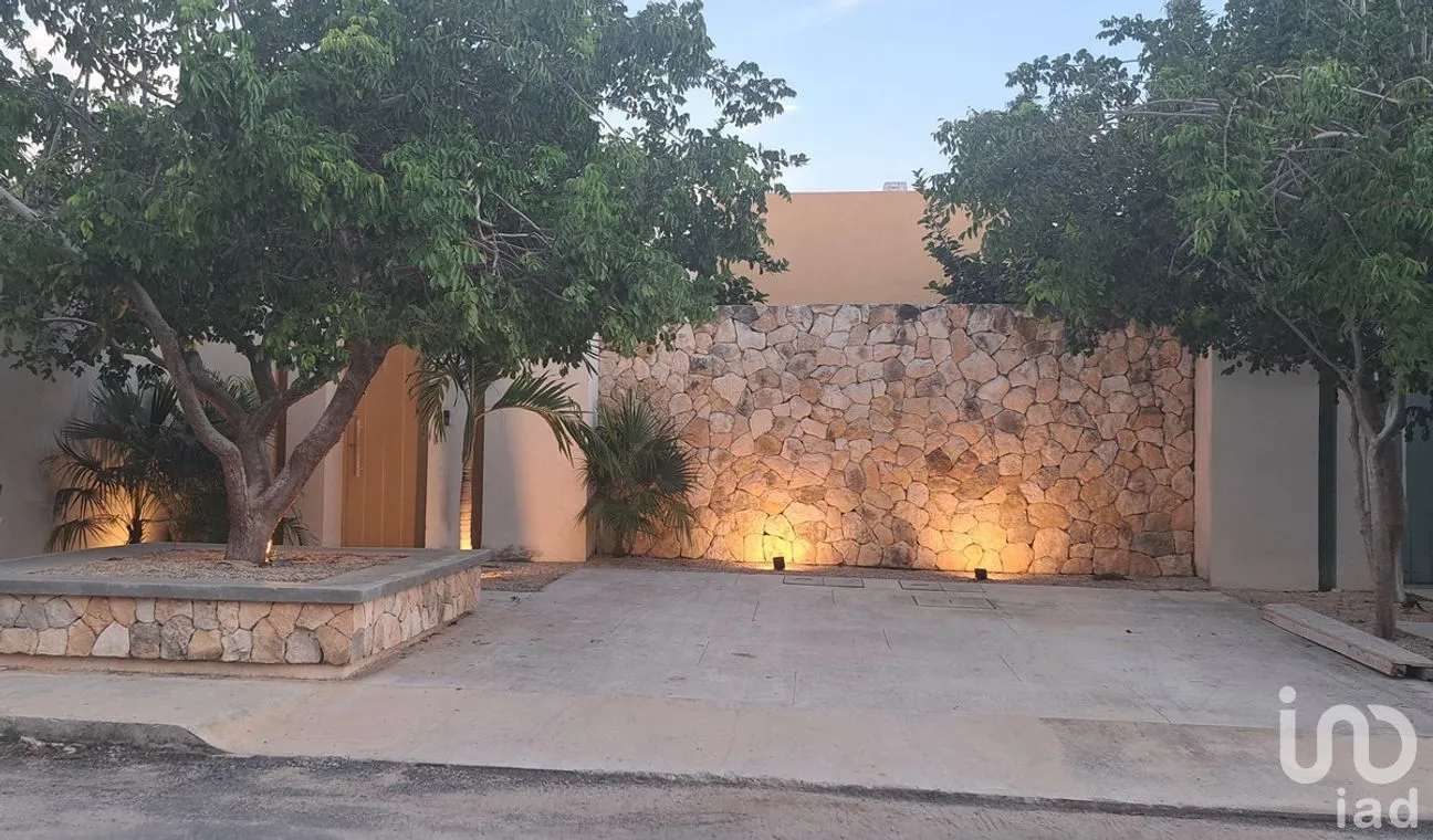 Casa en Venta en Cholul, Mérida, Yucatán | NEX-282467 | iad México | Foto 1 de 14