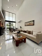 NEX-284552 - Casa en Venta, con 3 recamaras, con 3 baños, con 231.57 m2 de construcción.