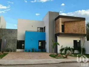 NEX-93065 - Casa en Venta, con 3 recamaras, con 4 baños, con 243 m2 de construcción en Conkal, CP 97345, Yucatán.