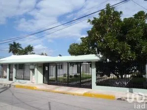 NEX-201431 - Casa en Venta, con 4 recamaras, con 5 baños, con 638 m2 de construcción en Xcumpich, CP 97204, Yucatán.