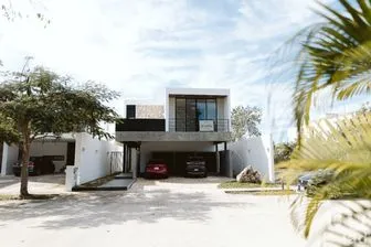 NEX-202424 - Casa en Venta, con 4 recamaras, con 4 baños, con 319 m2 de construcción en Conkal, CP 97345, Yucatán.