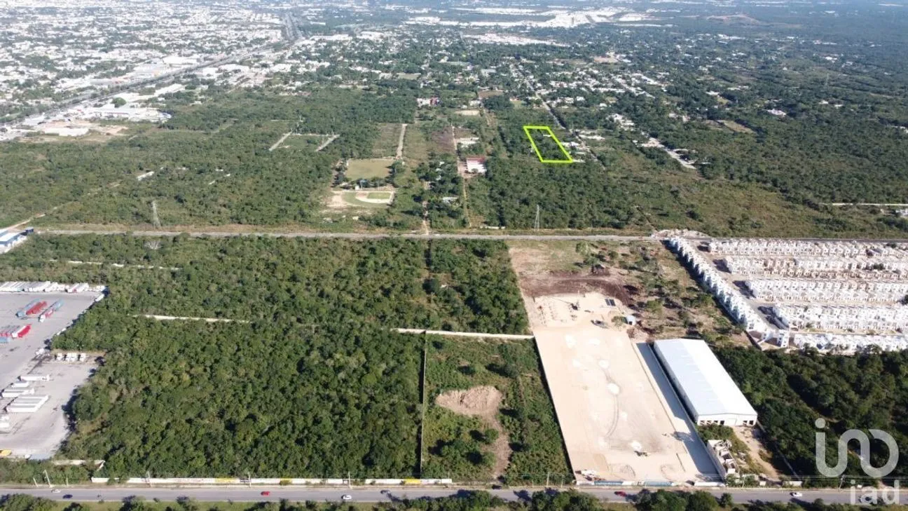 Terreno en Venta en Chichi Suárez, Mérida, Yucatán | NEX-230857 | iad México | Foto 3 de 3