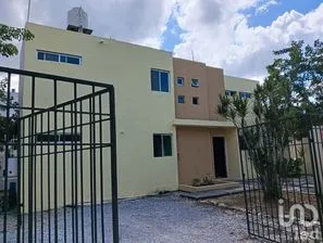 NEX-274494 - Casa en Venta, con 3 recamaras, con 3 baños.