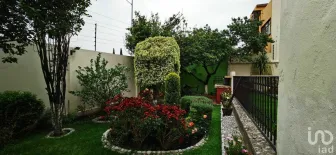 NEX-97820 - Casa en Venta, con 5 recamaras, con 3 baños, con 380 m2 de construcción en Ciudad Satélite, CP 53100, México.