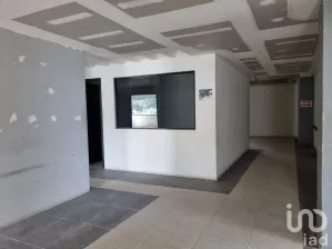 NEX-103558 - Oficina en Renta, con 4 baños, con 200 m2 de construcción en Belisario Domínguez, CP 29059, Chiapas.