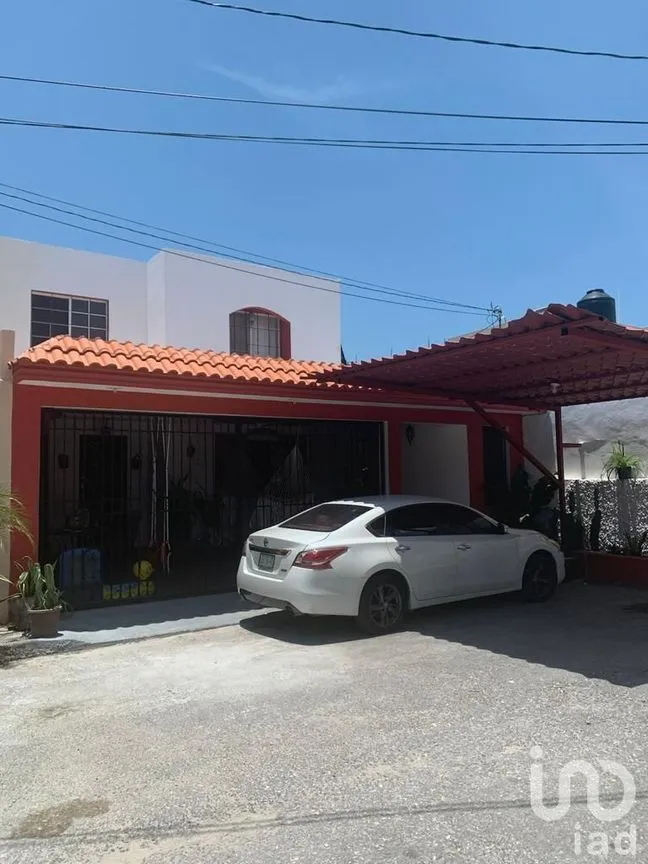 Casa en Venta en Los Arcos, Carmen, Campeche | NEX-93949 | iad México | Foto 1 de 15
