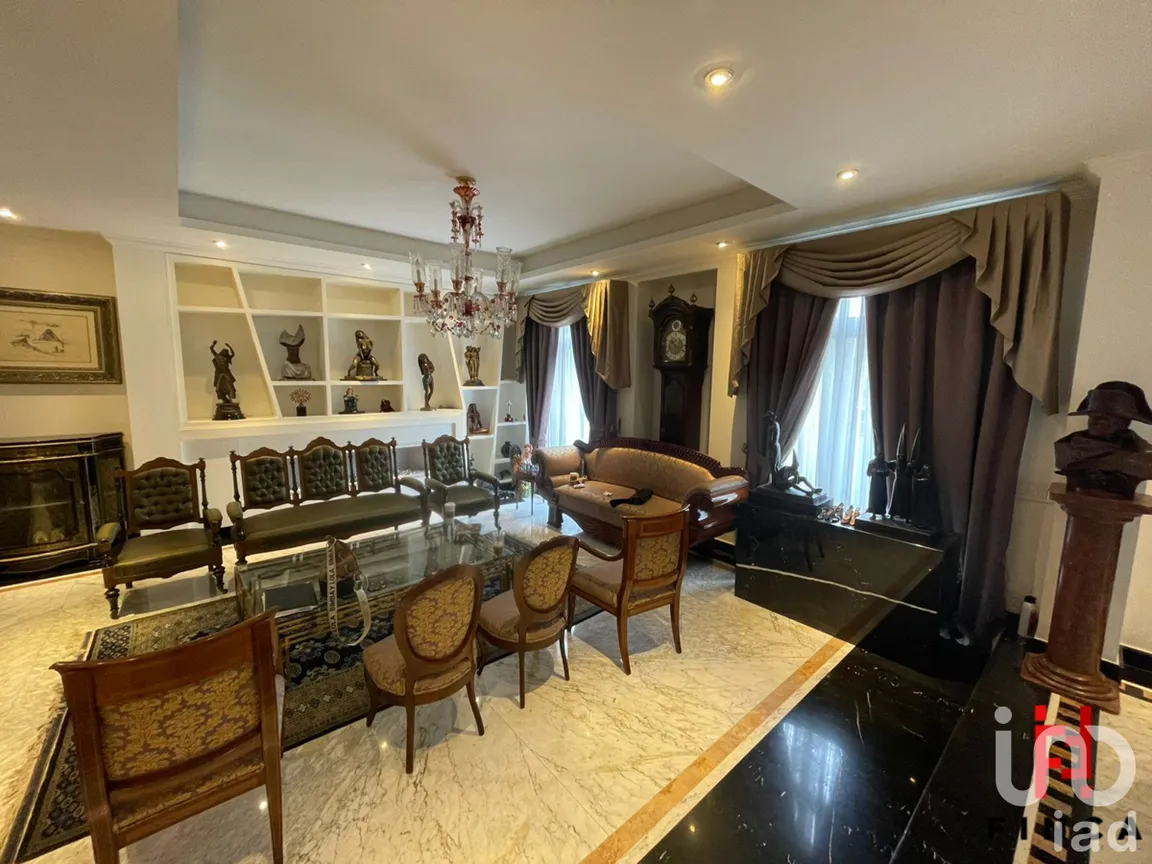 Casa en Venta en Lomas de Chapultepec, Miguel Hidalgo, Ciudad de México | NEX-227840 | iad México | Foto 2 de 32