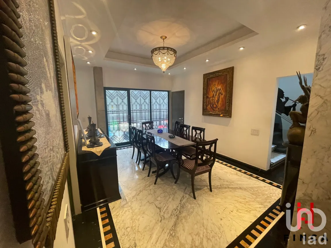 Casa en Venta en Lomas de Chapultepec, Miguel Hidalgo, Ciudad de México | NEX-227840 | iad México | Foto 3 de 32