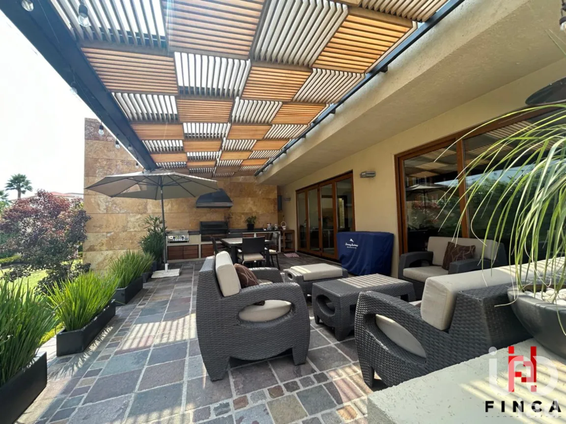 Casa en Renta en Lomas Country Club, Huixquilucan, Estado De México | NEX-228303 | iad México | Foto 2 de 35