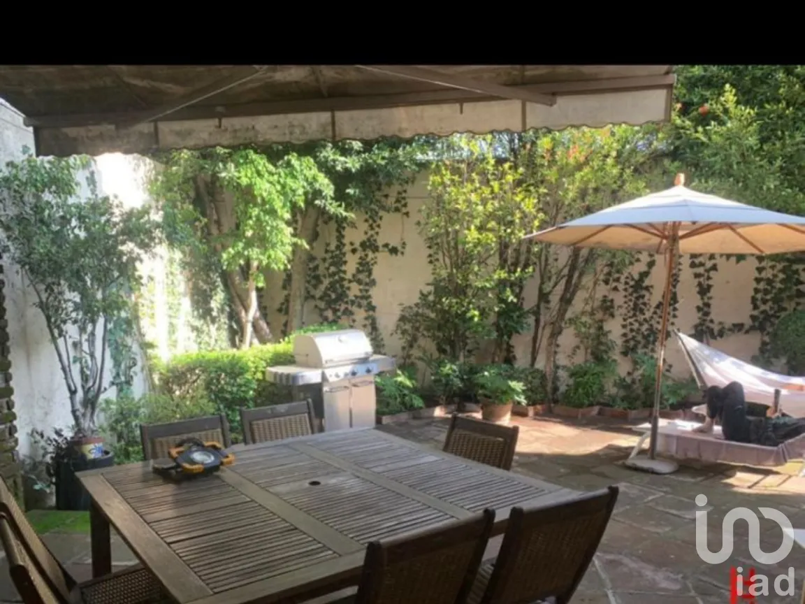 Casa en Venta en Lomas de Tecamachalco, Naucalpan de Juárez, Estado de México | NEX-271672 | iad México | Foto 1 de 27