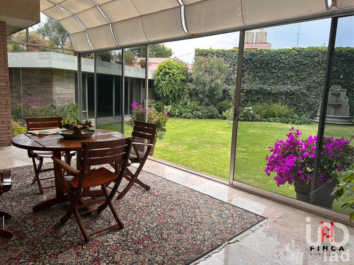 Casa en Venta en Lomas de Chapultepec I Sección, Miguel Hidalgo, Ciudad de México | NEX-271689 | iad México | Foto 1 de 27