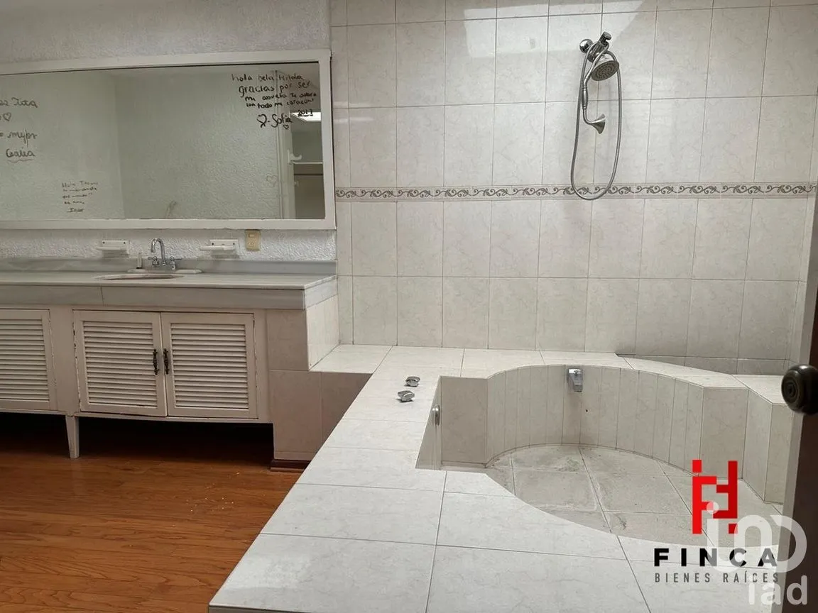 Casa en Venta en Bosques de Tetlameya, Coyoacán, Ciudad de México | NEX-272070 | iad México | Foto 19 de 34
