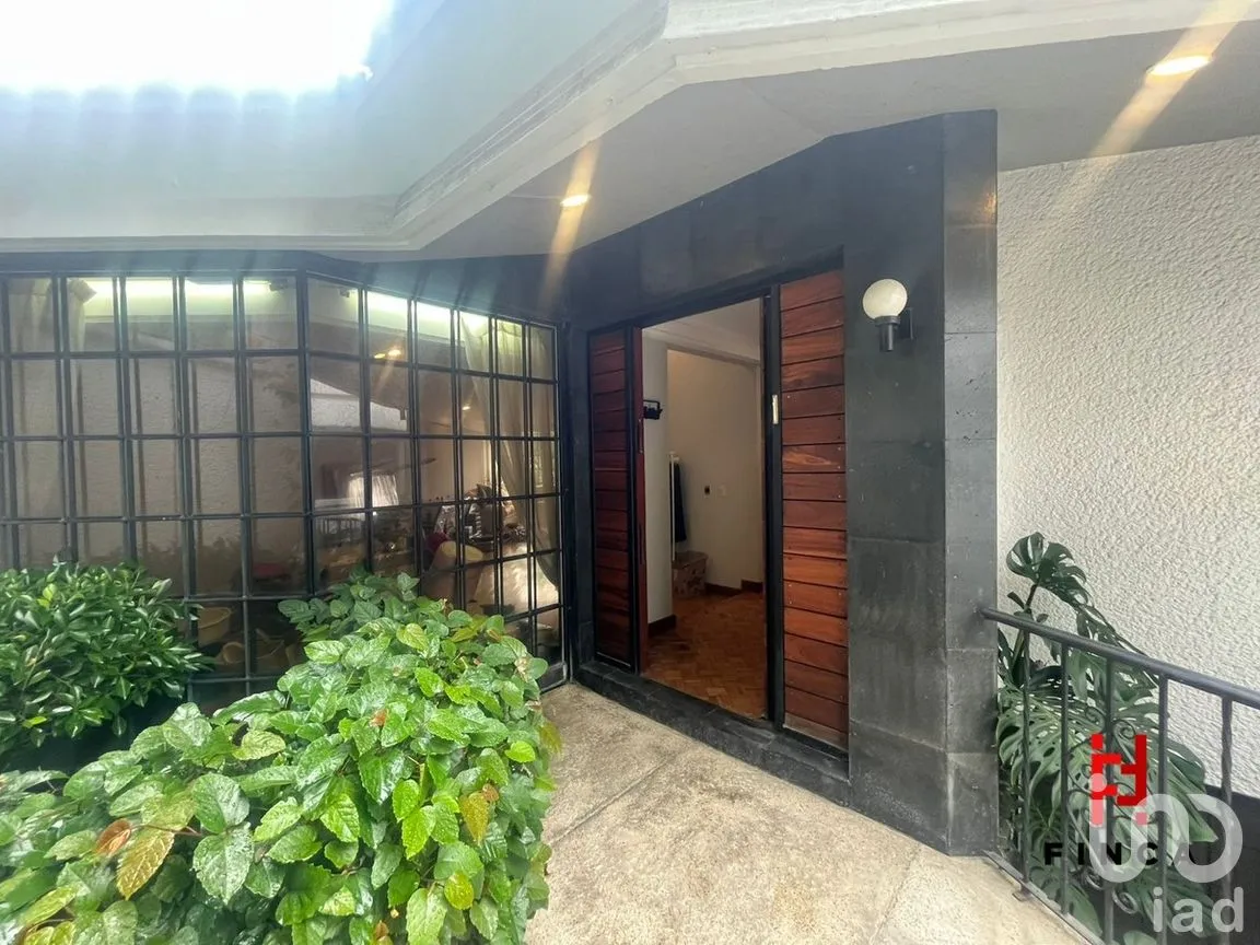 Casa en Venta en Lomas Altas, Miguel Hidalgo, Ciudad de México | NEX-273468 | iad México | Foto 2 de 41