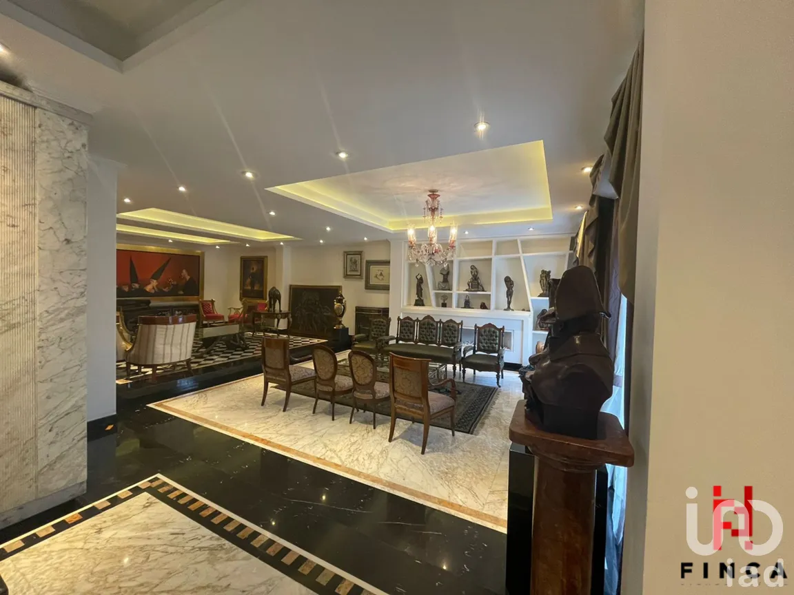 Casa en Venta en Lomas de Chapultepec I Sección, Miguel Hidalgo, Ciudad de México | NEX-284332 | iad México | Foto 1 de 32