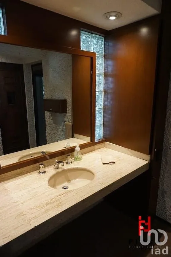 Casa en Venta en Bosque de las Lomas, Miguel Hidalgo, Ciudad de México | NEX-289323 | iad México | Foto 23 de 37