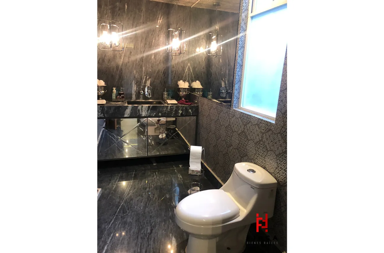 Casa en Venta en Lomas de Tecamachalco, Huixquilucan, Estado de México | NEX-292265 | iad México | Foto 21 de 37