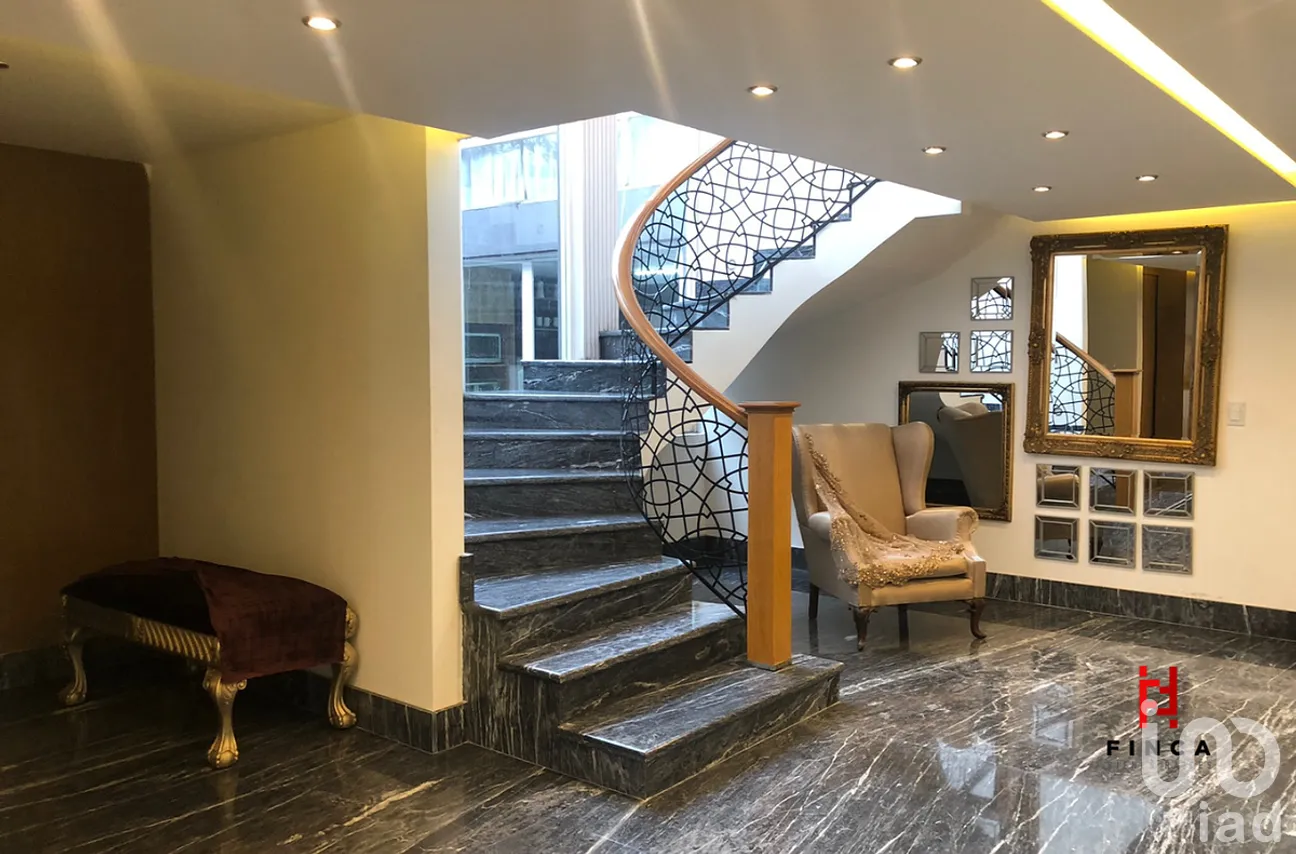 Casa en Venta en Lomas de Tecamachalco, Huixquilucan, Estado de México | NEX-292265 | iad México | Foto 5 de 37