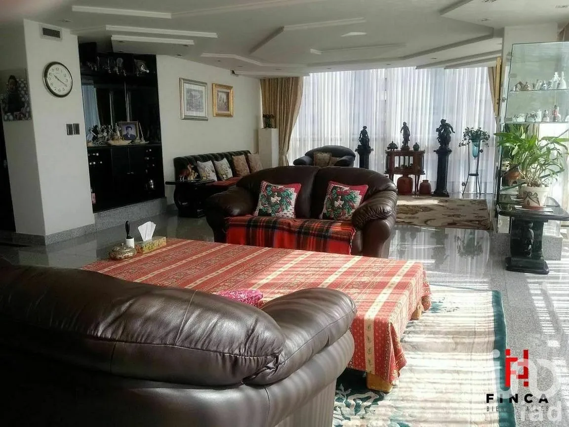 Departamento en Venta en Bosques de las Lomas, Cuajimalpa de Morelos, Ciudad de México | NEX-294052 | iad México | Foto 2 de 23