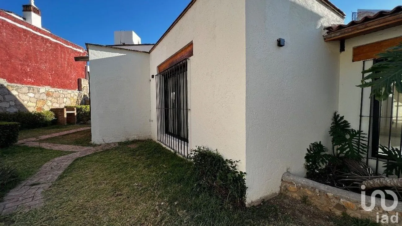 Casa en Venta en Burocrático, Guanajuato, Guanajuato | NEX-227988 | iad México | Foto 10 de 48
