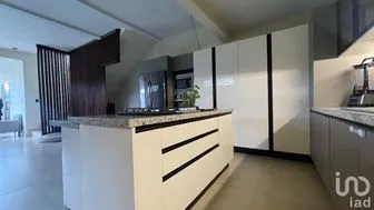 NEX-228008 - Departamento en Venta, con 2 recamaras, con 2 baños, con 160 m2 de construcción en Marfil Centro, CP 36250, Guanajuato.