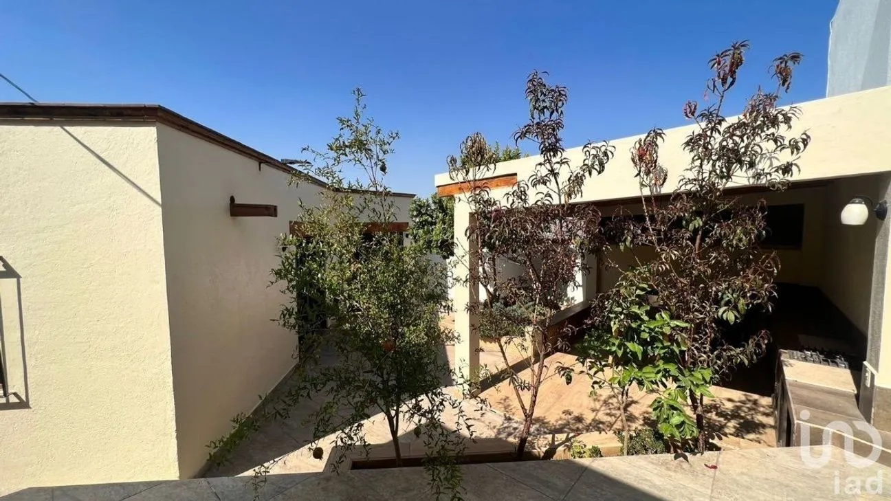 Casa en Venta en Burócrata, Guanajuato, Guanajuato | NEX-228021 | iad México | Foto 2 de 34