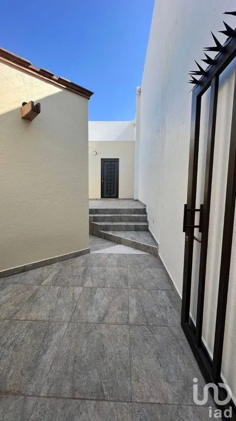 Casa en Venta en Burócrata, Guanajuato, Guanajuato | NEX-228021 | iad México | Foto 3 de 34