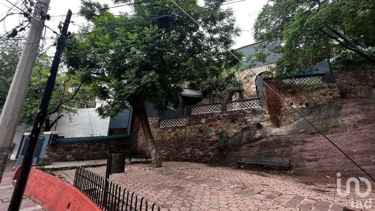 Casa en Venta en Paseo de La Presa, Guanajuato, Guanajuato | NEX-228036 | iad México | Foto 2 de 27
