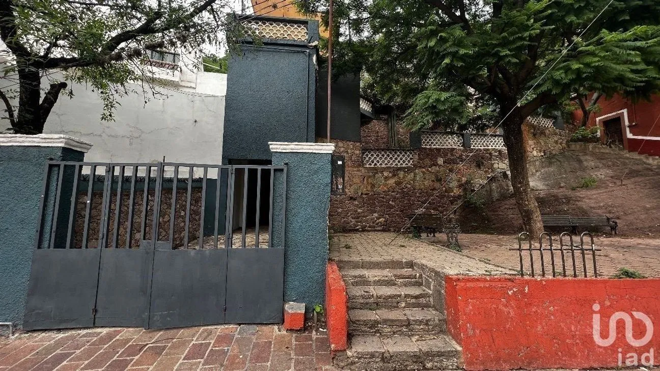 Casa en Venta en Paseo de La Presa, Guanajuato, Guanajuato | NEX-228036 | iad México | Foto 1 de 27