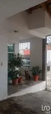 NEX-228042 - Casa en Venta, con 3 recamaras, con 3 baños, con 67 m2 de construcción en Las Trojes, CP 36257, Guanajuato.