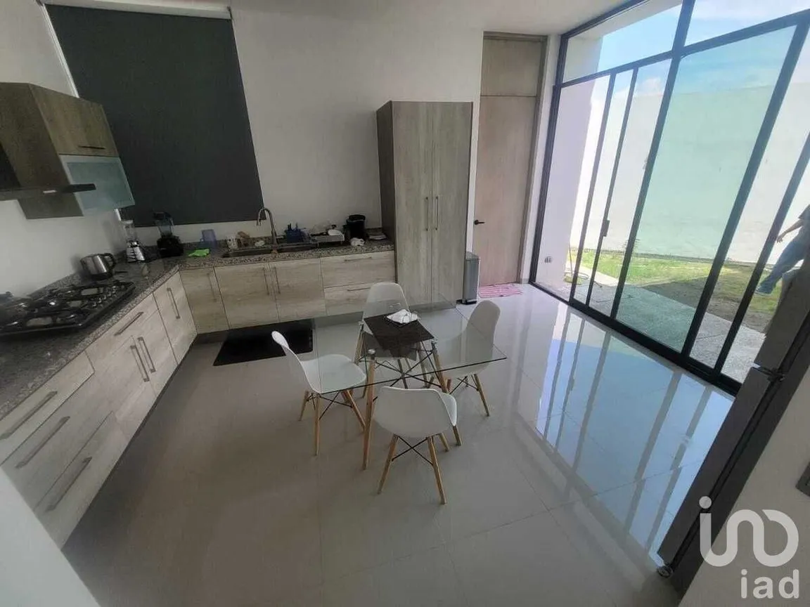 Casa en Venta en Lomas del Pedregal, Irapuato, Guanajuato | NEX-228043 | iad México | Foto 5 de 25