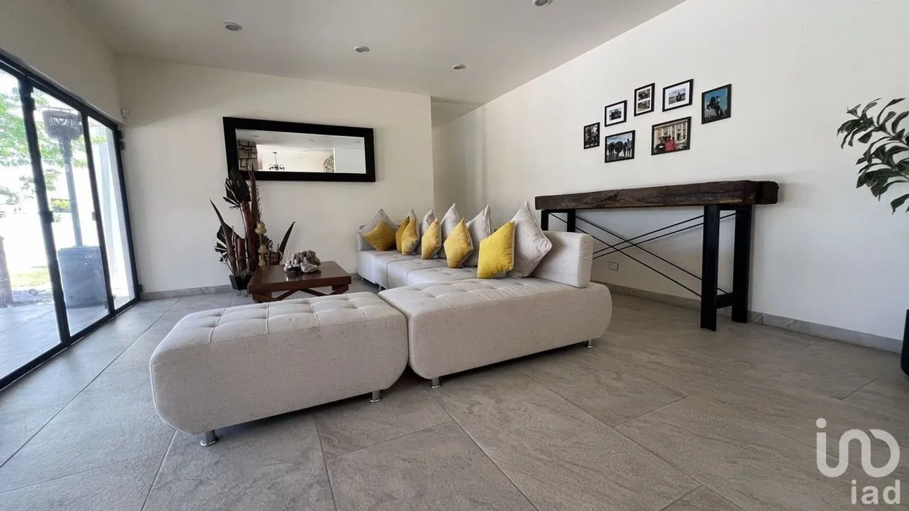 Casa en Venta en Alvarez Del Castillo, Lagos de Moreno, Jalisco | NEX-228180 | iad México | Foto 8 de 32