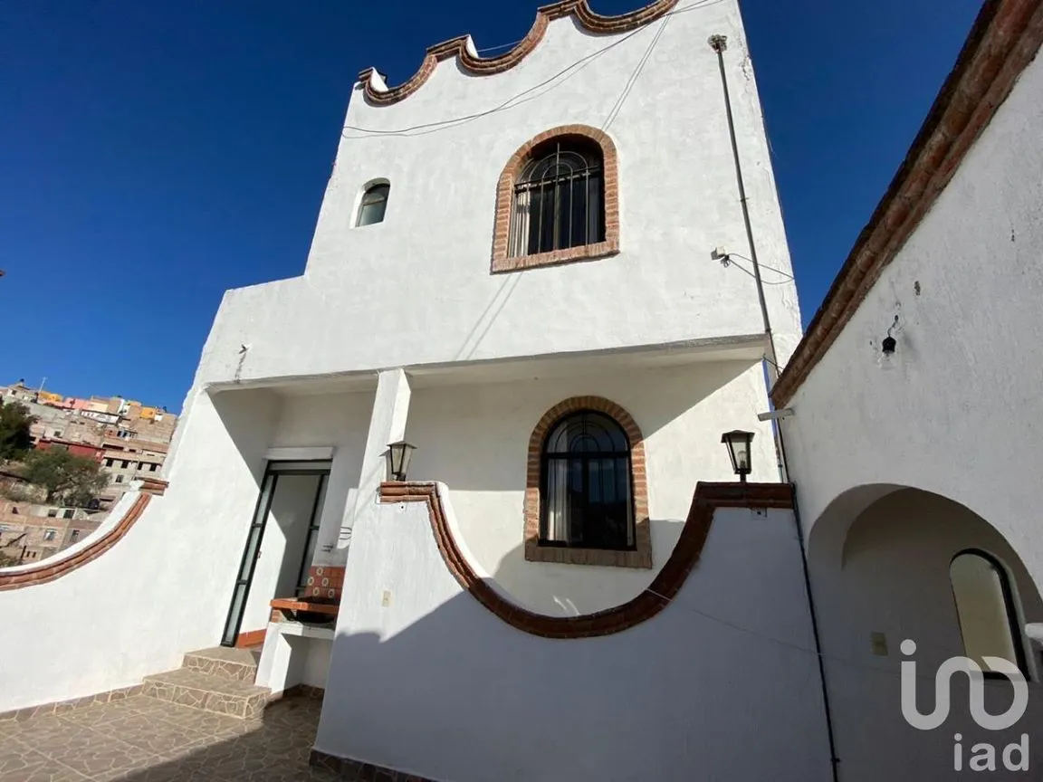 Casa en Venta en Paseo de La Presa, Guanajuato, Guanajuato | NEX-230933 | iad México | Foto 2 de 36