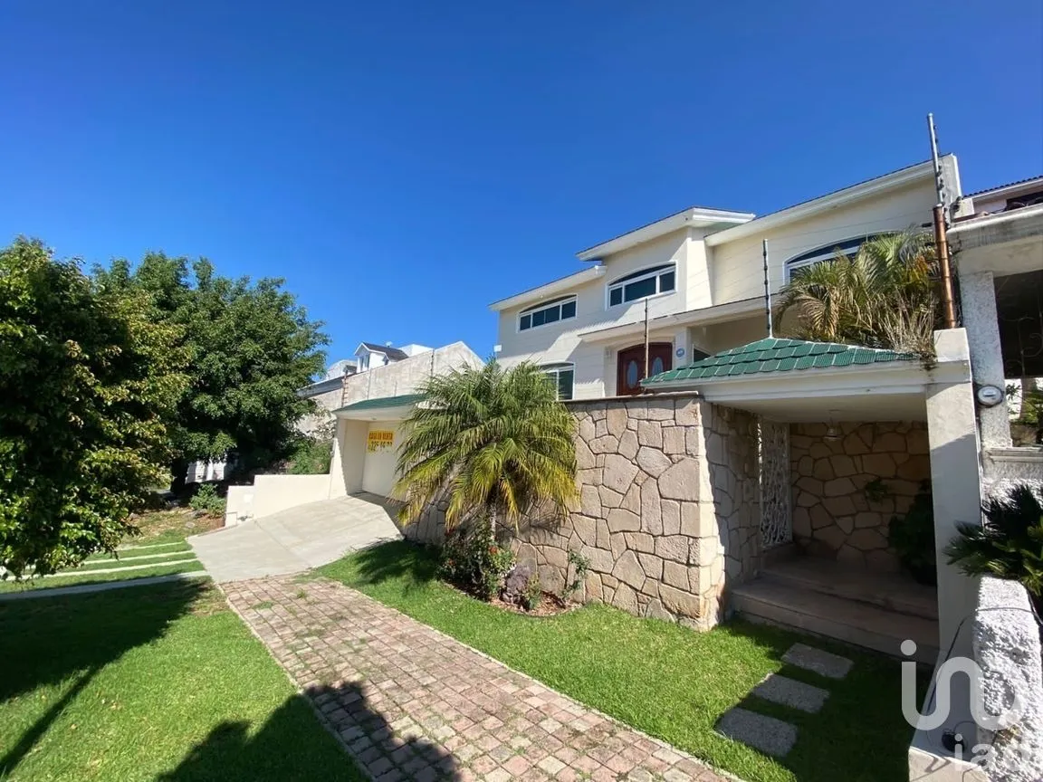 Casa en Venta en Bosques del Refugio, León, Guanajuato | NEX-277177 | iad México | Foto 2 de 37
