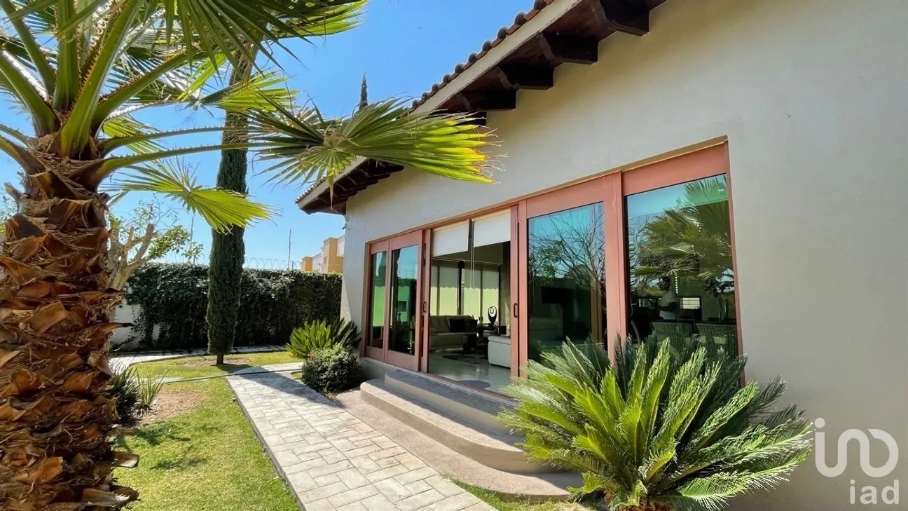Casa en Venta en Yerbabuena, Guanajuato, Guanajuato | NEX-277178 | iad México | Foto 2 de 50