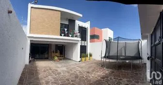 NEX-277251 - Casa en Venta, con 4 recamaras, con 2 baños, con 185 m2 de construcción en Puentecillas, CP 36263, Guanajuato.