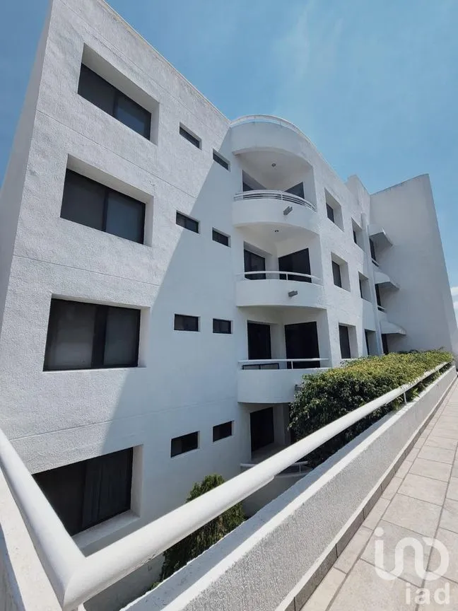 Departamento en Venta en Bosques del Refugio, León, Guanajuato | NEX-277252 | iad México | Foto 2 de 32