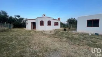 NEX-277253 - Casa en Venta, con 8 recamaras, con 5 baños, con 230 m2 de construcción en Puentecillas, CP 36263, Guanajuato.