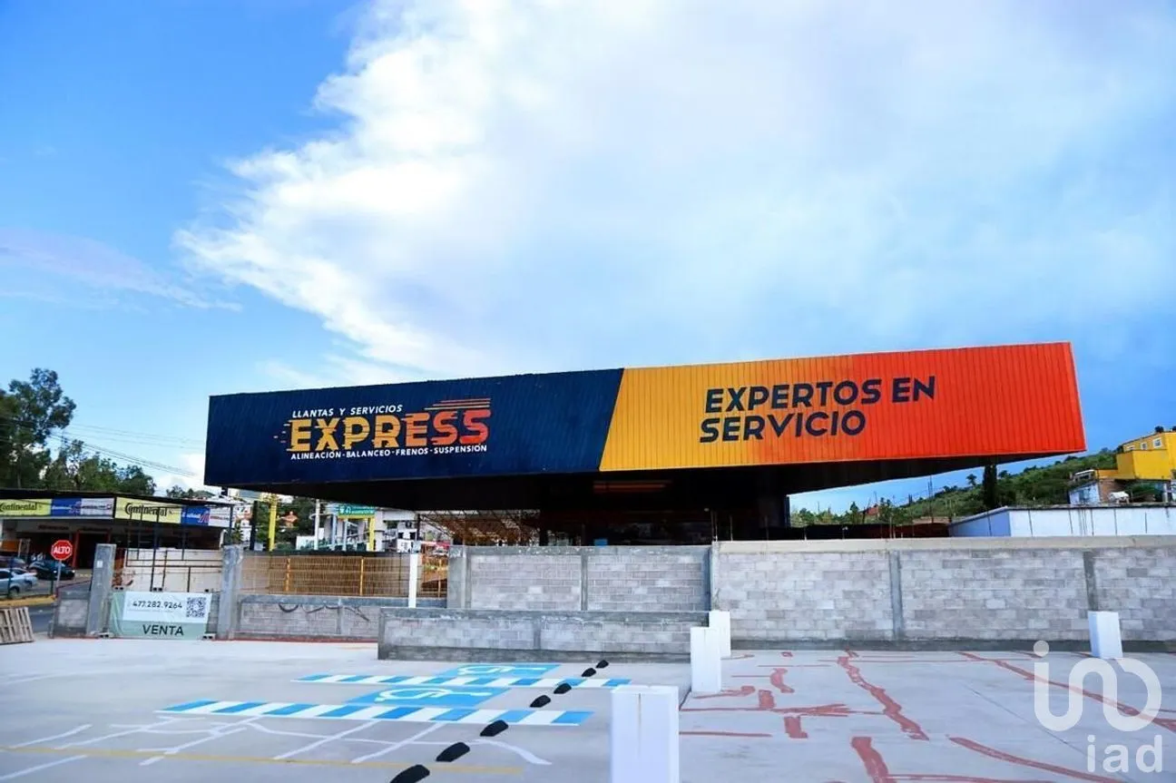Local en Renta en Tres Estrellas, Guanajuato, Guanajuato | NEX-277256 | iad México | Foto 8 de 9
