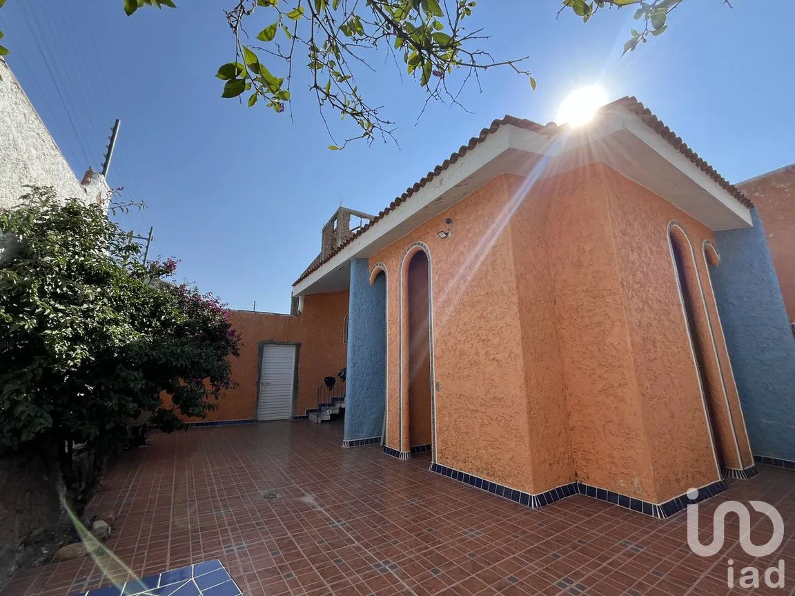 Casa en Venta en Lomas de Valenciana, Guanajuato, Guanajuato | NEX-277257 | iad México | Foto 2 de 43