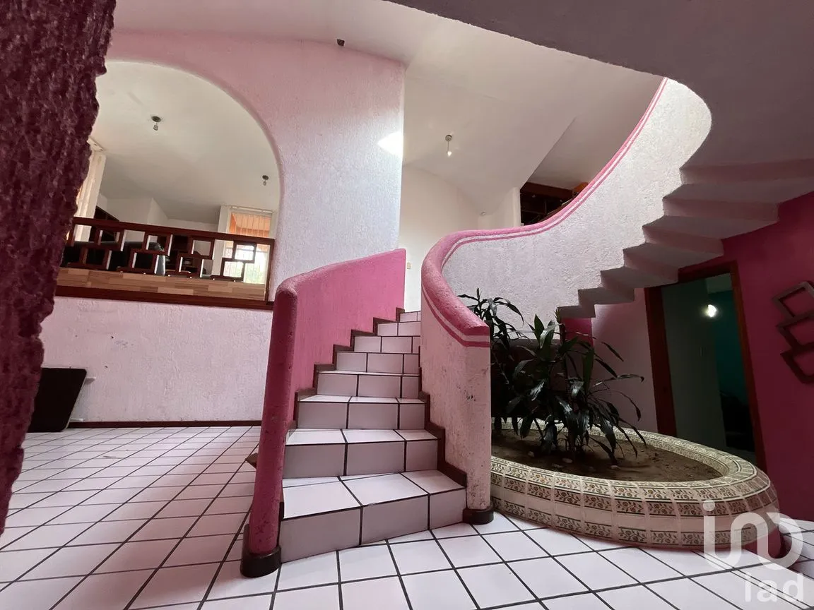 Casa en Venta en Lomas de Valenciana, Guanajuato, Guanajuato | NEX-277257 | iad México | Foto 4 de 43