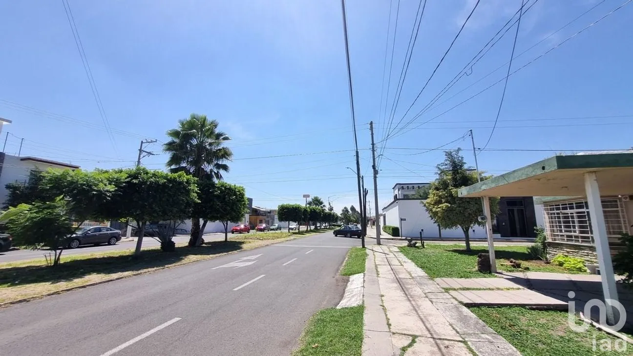 Casa en Venta en Bellavista, Salamanca, Guanajuato | NEX-277260 | iad México | Foto 2 de 20