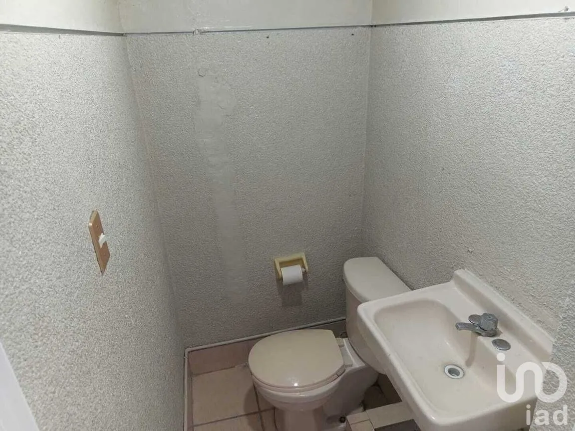 Oficina en Renta en El Centro, San Francisco del Rincón, Guanajuato | NEX-277261 | iad México | Foto 4 de 41