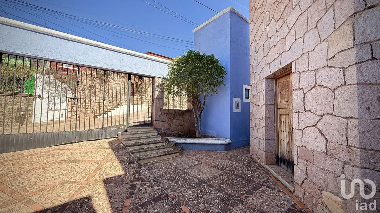 Casa en Venta en San Javier 1, Guanajuato, Guanajuato | NEX-277280 | iad México | Foto 10 de 48